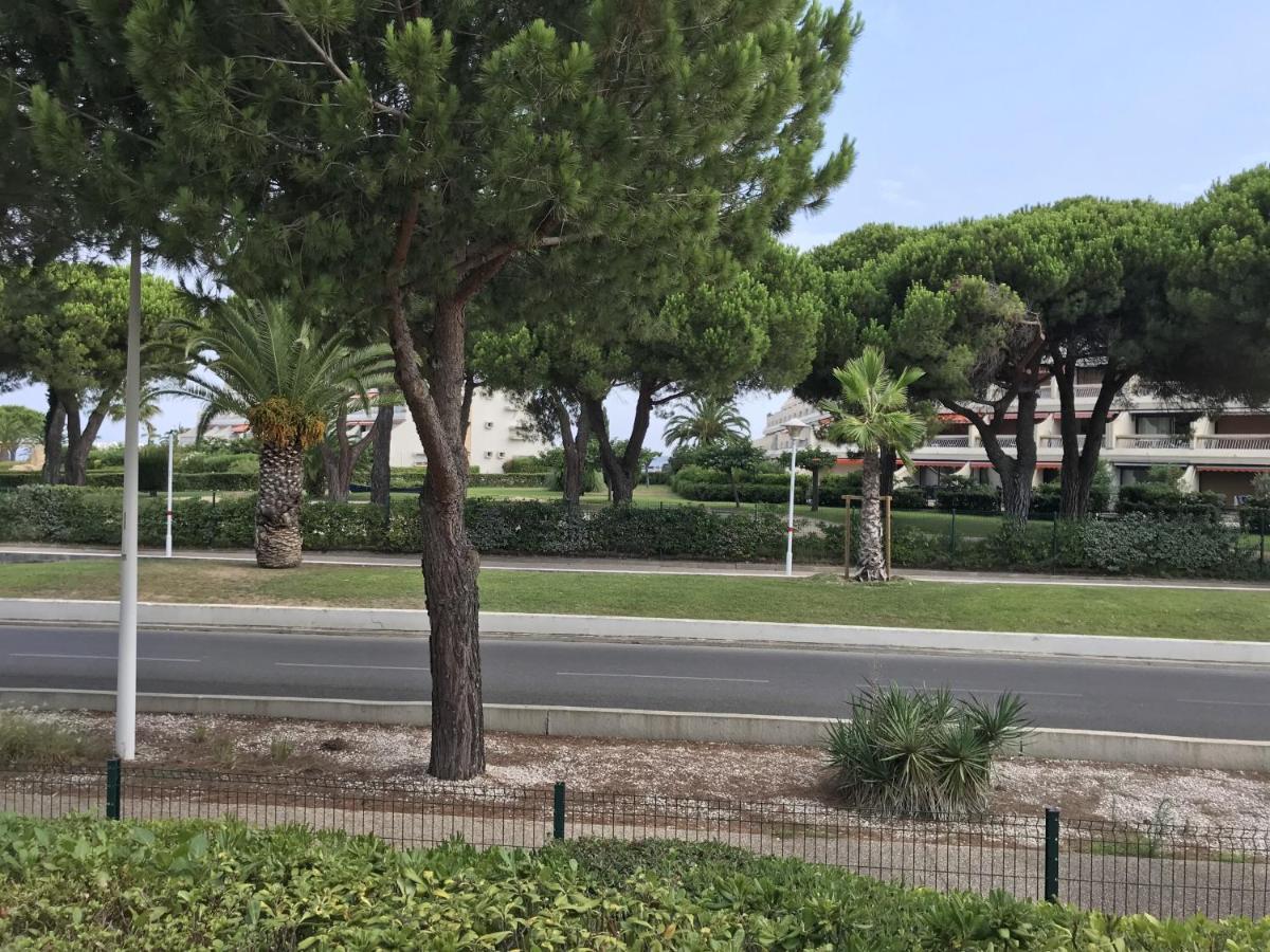 Sol-Y-Days Escale Port: Poolside Studio near North Beach Le Grau-du-Roi Exterior photo